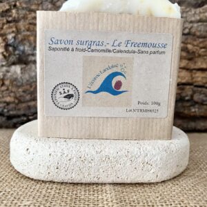 Savon solide artisanal "𝓕𝓻𝓮𝓮𝓶𝓸𝓾𝓼𝓼𝓮" Camomille/Calendula