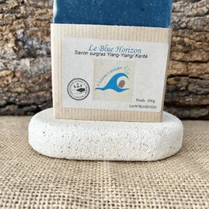 Savon solide artisanale "𝓑𝓵𝓾𝓮 𝓗𝓸𝓻𝓲𝔃𝓸𝓷" YlangYlang/Karité